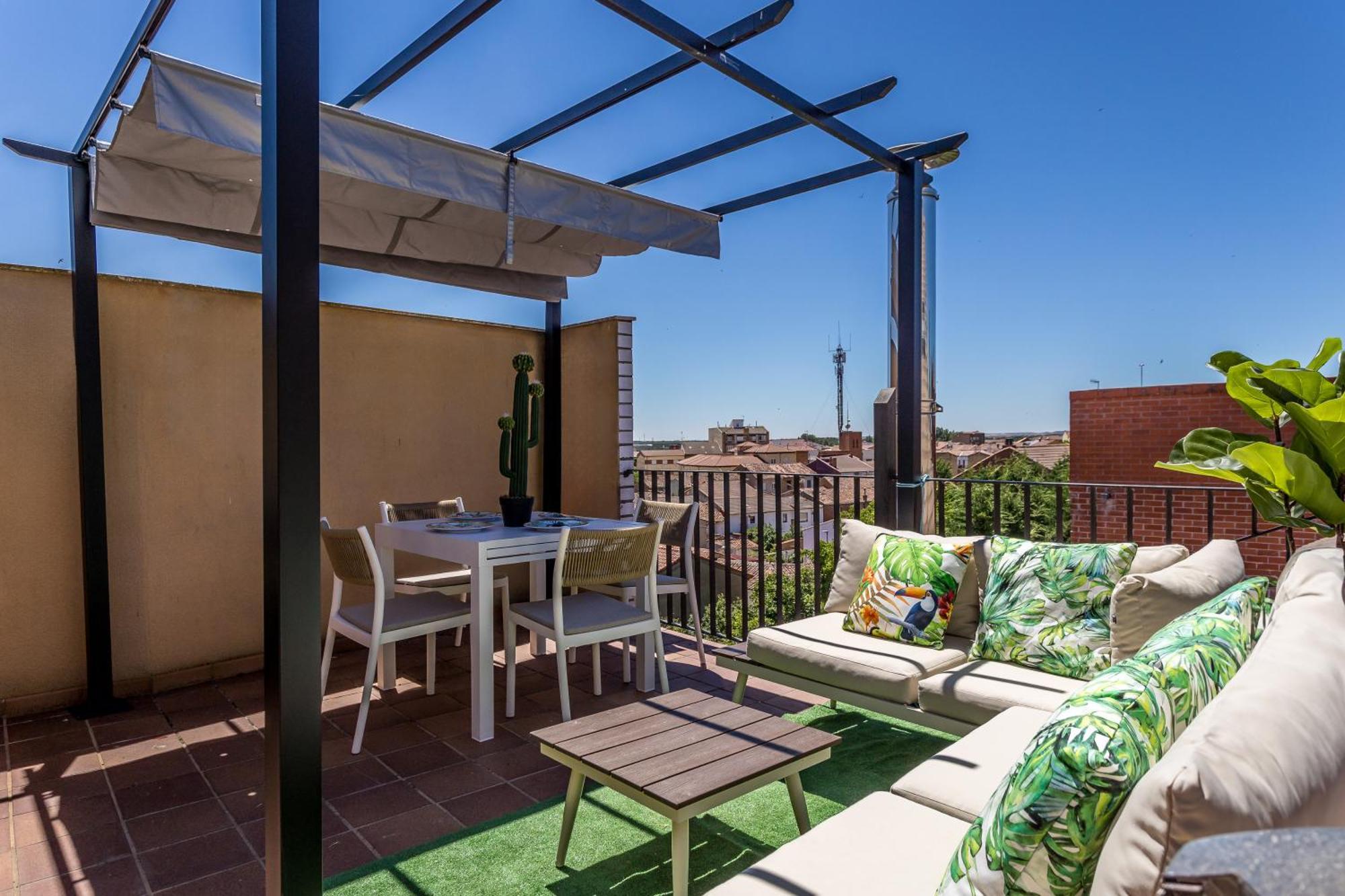 Apartamento Baruhaus Terraza Duplex Valencia De Don Juan Exterior foto